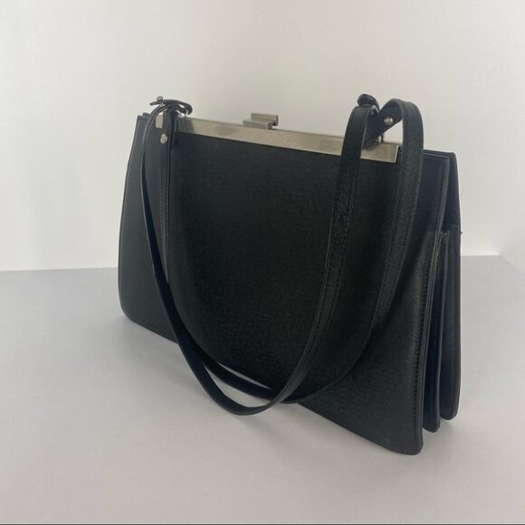 Blossom H |Korean Brand | Classic Leather Shoulder‎ Bag - Picture 5 of 14